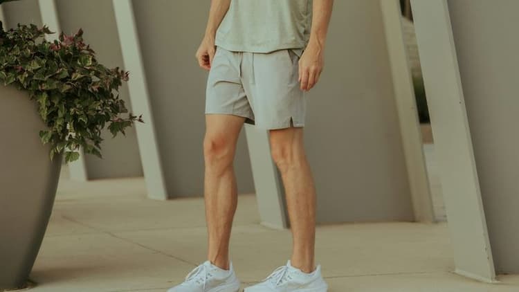 Trend Shift in U.S. Men’s Style with Neutrals and Sustainability Leading the Way