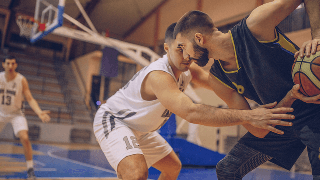 Championship Sunday Brings Intense College Basketball Action Across the United States