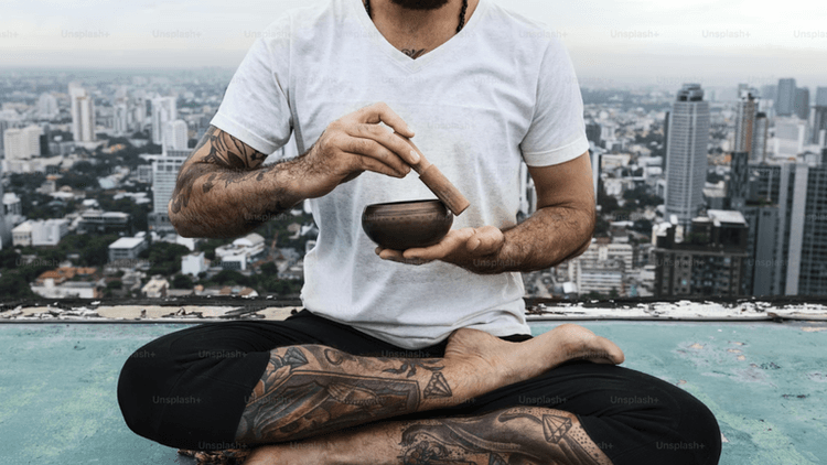 Smart Fitness Gear and Performance Wear Lead 2026 Trends in Men’s Health and Lifestyle