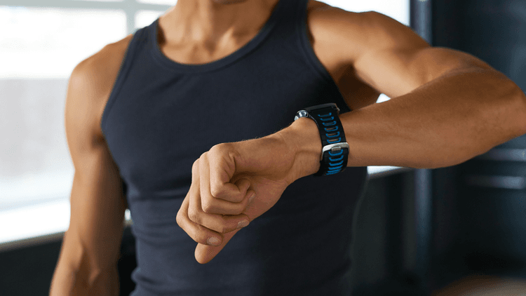 Fitness Technology and Smart Training Gear Lead Men’s Lifestyle Trends in Summer 2026