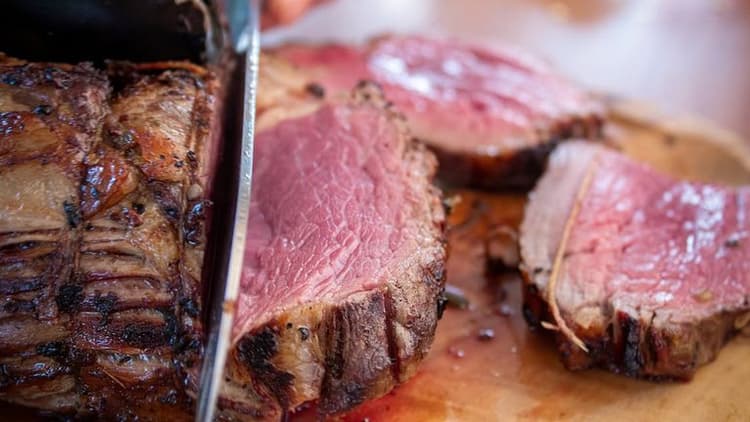 Free Photo Of Close Up Of Sliced Juicy Roast Beef