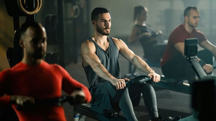 Maximize Your Workout: 2025’s Must-Have Gym Gear for Men
