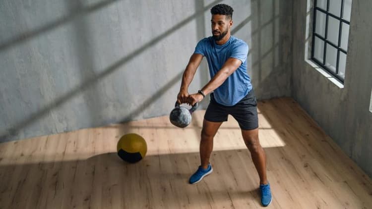 Functional Fitness Gains Popularity Among Men in 2025: A Shift Toward Real-World Strength
