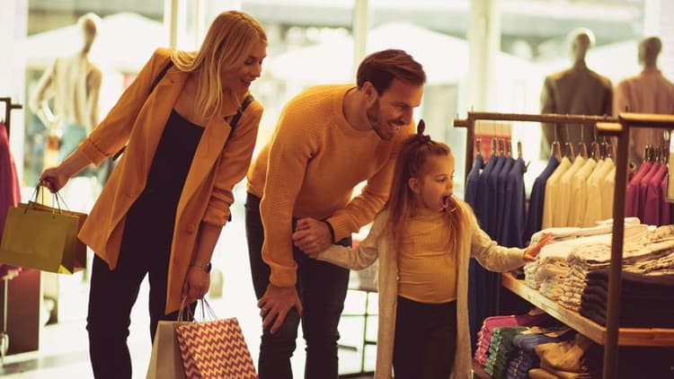 Key 2026 Retail Sale Dates Shoppers Should Know