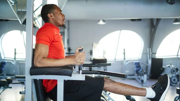 Functional Training and Strength Remain Leading Fitness Trends for Men in 2025